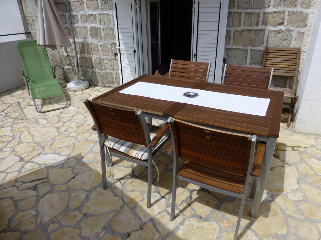 Apartment Elena Rooms Split Exterior foto
